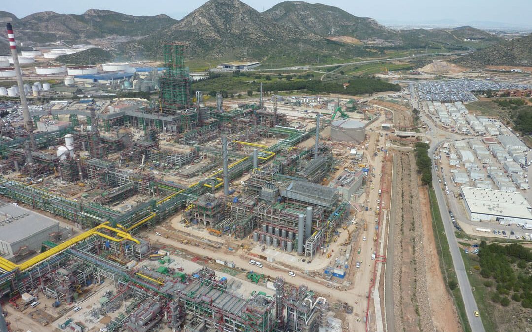 Hydrogen production plant 121,000 and 66,700 Nm3/h